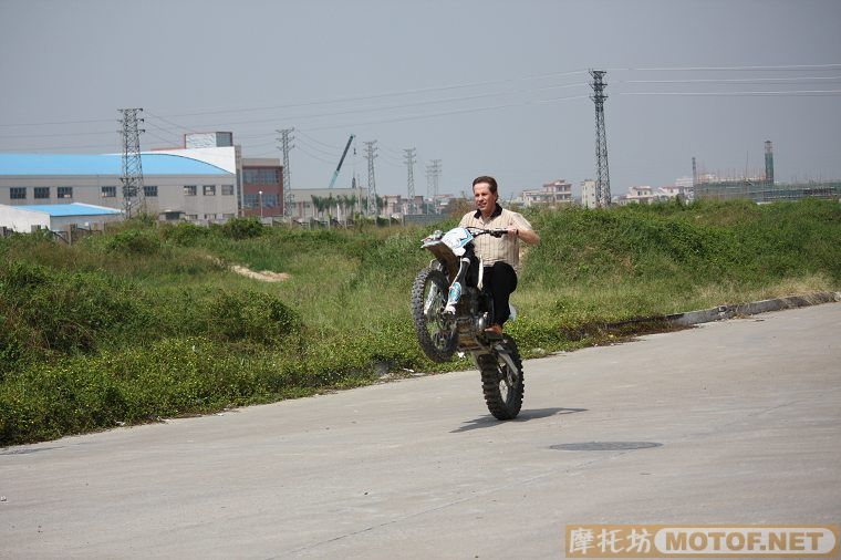 有客自远方来，不亦乐呼？很遥远·很强大！