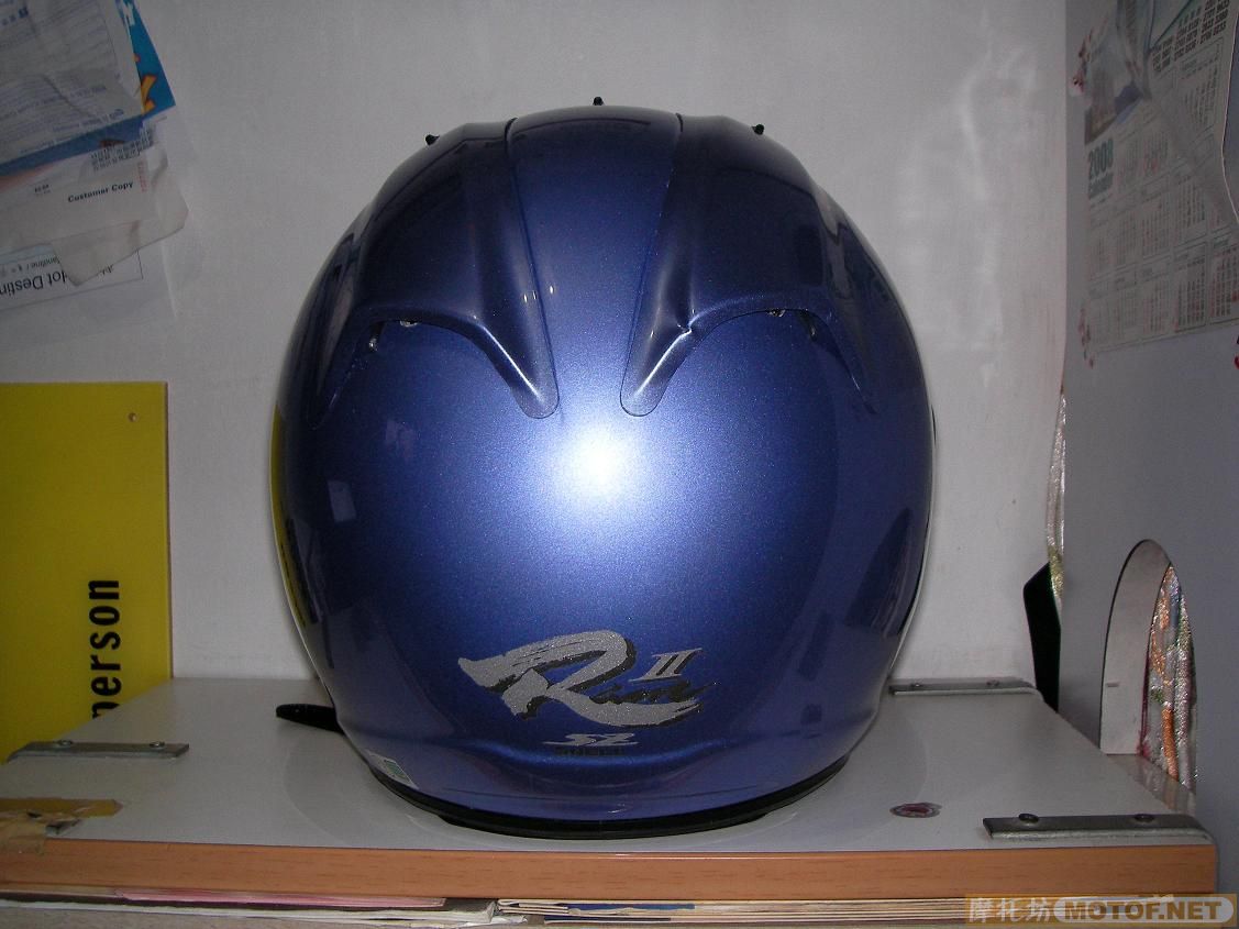 代友清理家中多余的顶级名牌ARAI.SHOEI头盔1300-2000不等
