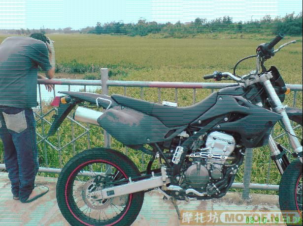 [原创]广东湛江18500再次出售05款川崎ＫＬＸ２５０滑胎，图片已经更新