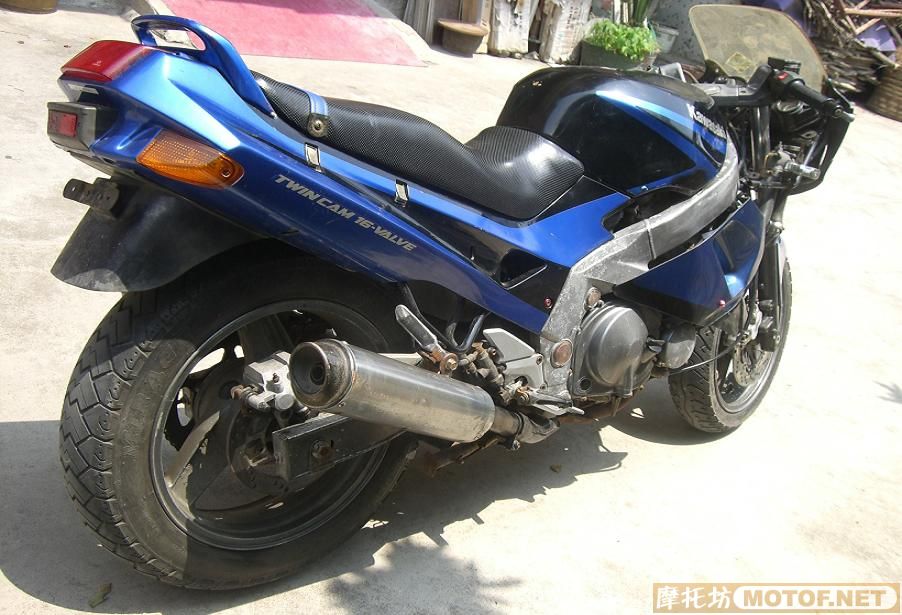 [公告] 佛山南海桂城出售原装ZX400摩托车
