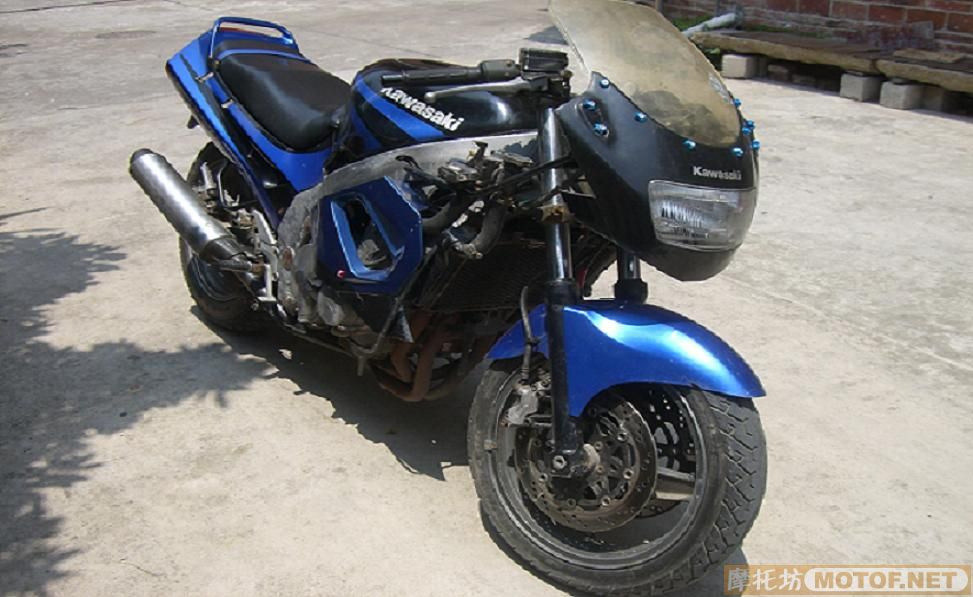 [公告] 佛山南海桂城出售原装ZX400摩托车