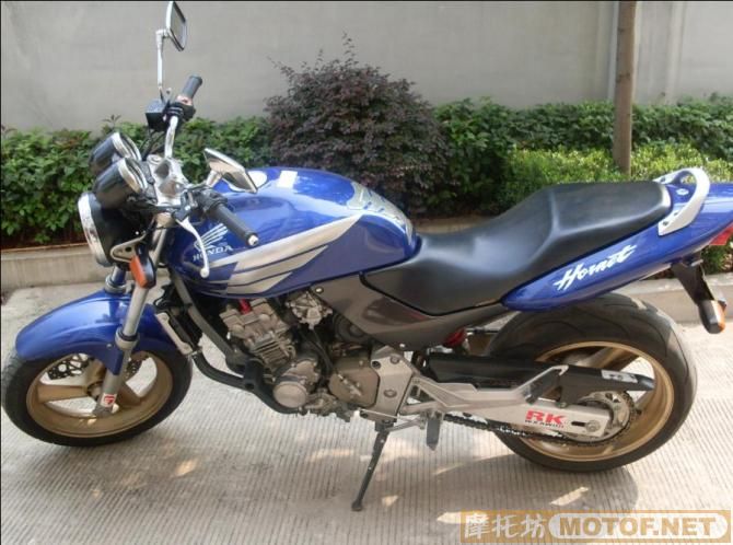 [原创]湖南湘潭12500元出售98年HONDA小黄蜂---物价一周