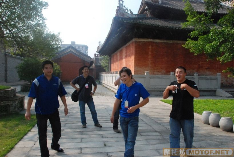 顺德7雄参加两广年会归来