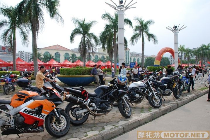 顺德7雄参加两广年会归来