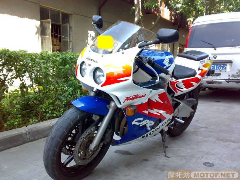 [转帖]珠海８０００元出售珠海真牌ＣＢＲ２２期一台