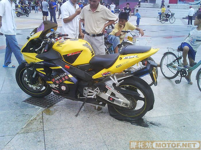 东莞骑士车队于MOTO YES年会的图片，与大家分享。