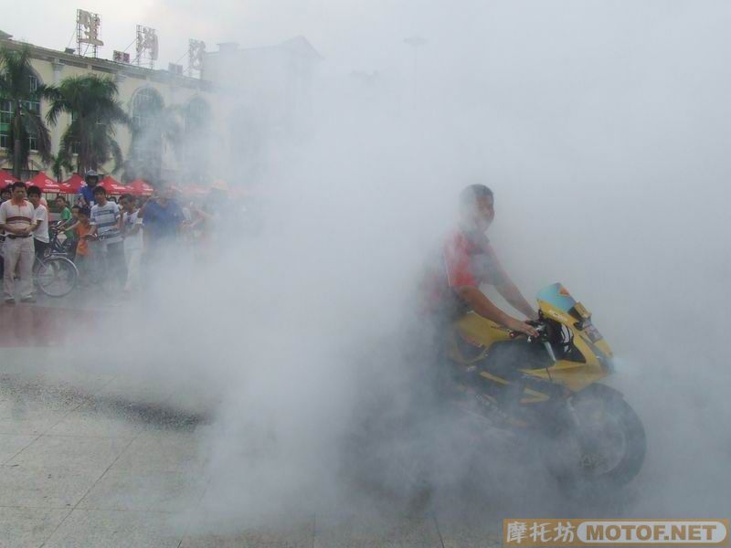 东莞骑士车队于MOTO YES年会的图片，与大家分享。