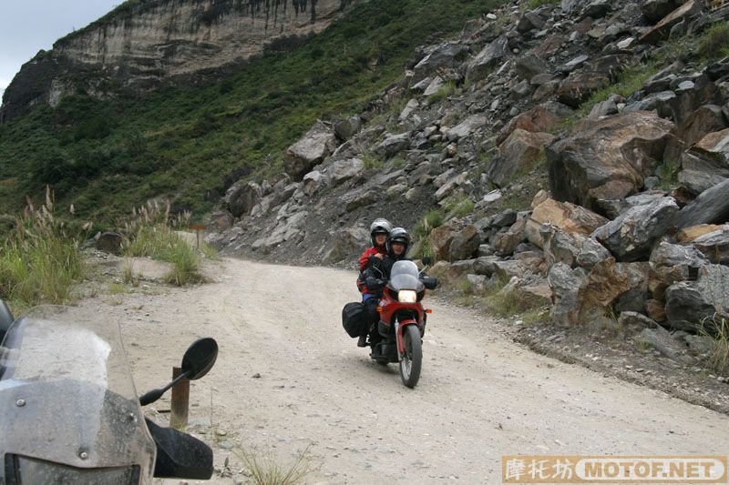 拜谒格聂神山之旅