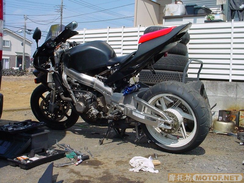 ＣＢＲ４００ＲＲ改　６００ＲＲ (后摇臂也改了)