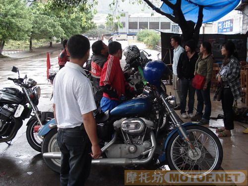 深圳车友路过肇庆