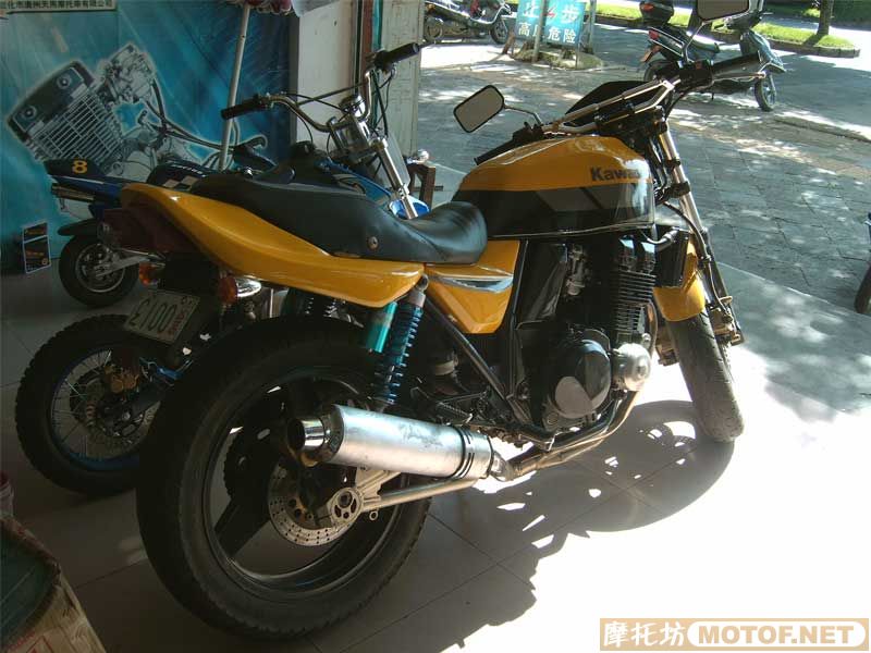 云南腾冲卖川骑西风400街车