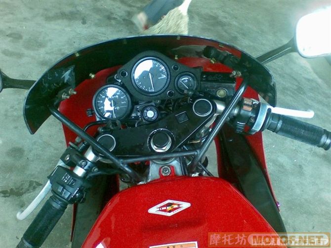 桂林9000元卖暴好的CBR22RR