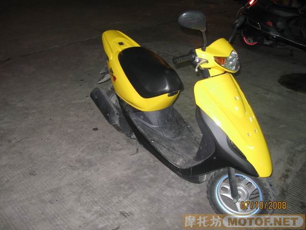 广东梅州4800元转让Z4一台