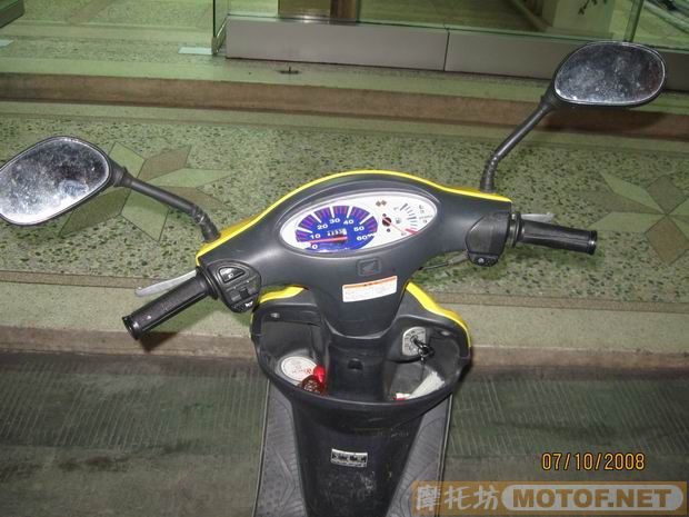 广东梅州4800元转让Z4一台