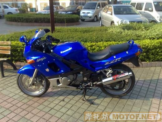 广西贵港代友20000元出售02年ＺＺＲ４００