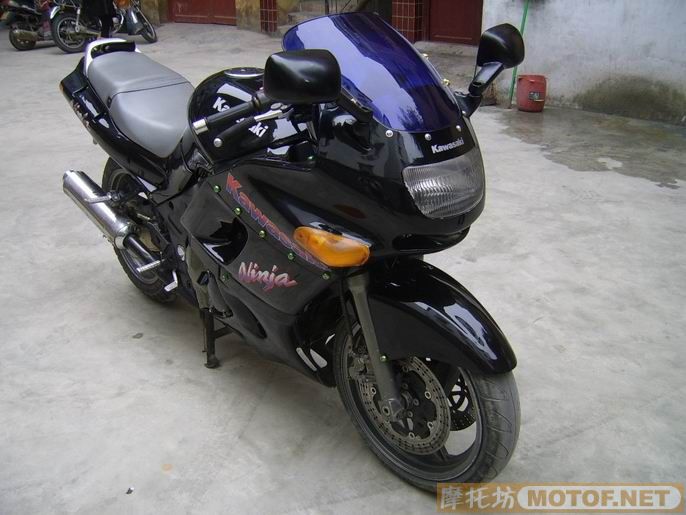 96款ZZR400