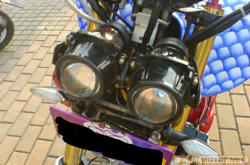 广西玉林出售08年全国首台狂改本田CB400价格12800..和铃木GXSR-400价格3500..