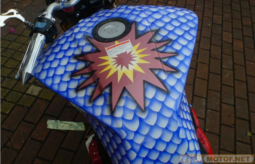 广西玉林出售08年全国首台狂改本田CB400价格12800..和铃木GXSR-400价格3500..