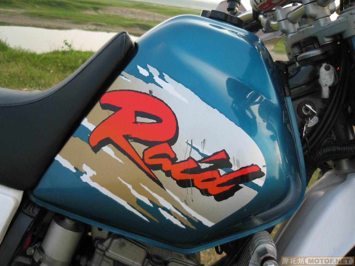 湖北襄樊16800元转让超完整的96年YAMAHA大油箱TTR250