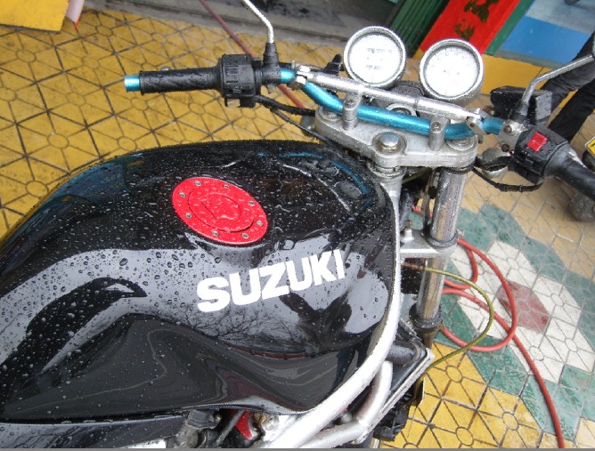 广东开平代售车几台 可换97以上的CB400 蓝色黑色94CB 都是9500元