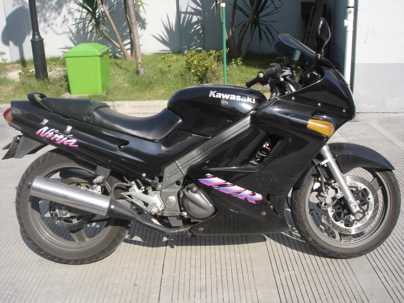 一手水货川崎ZZR250转让