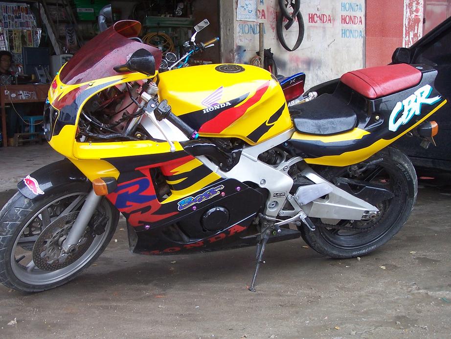 四会代友出售12800元CBR29一台