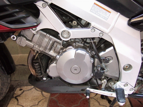 广州5W2出铃木DL1000