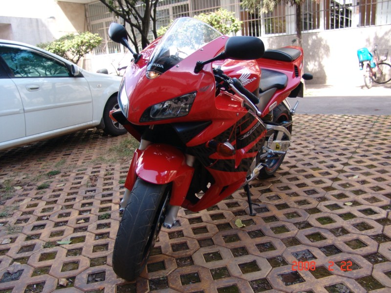 云南玉溪46000急转CBR600F5!