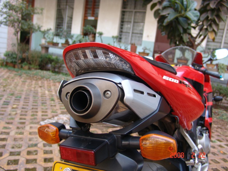 云南玉溪46000急转CBR600F5!