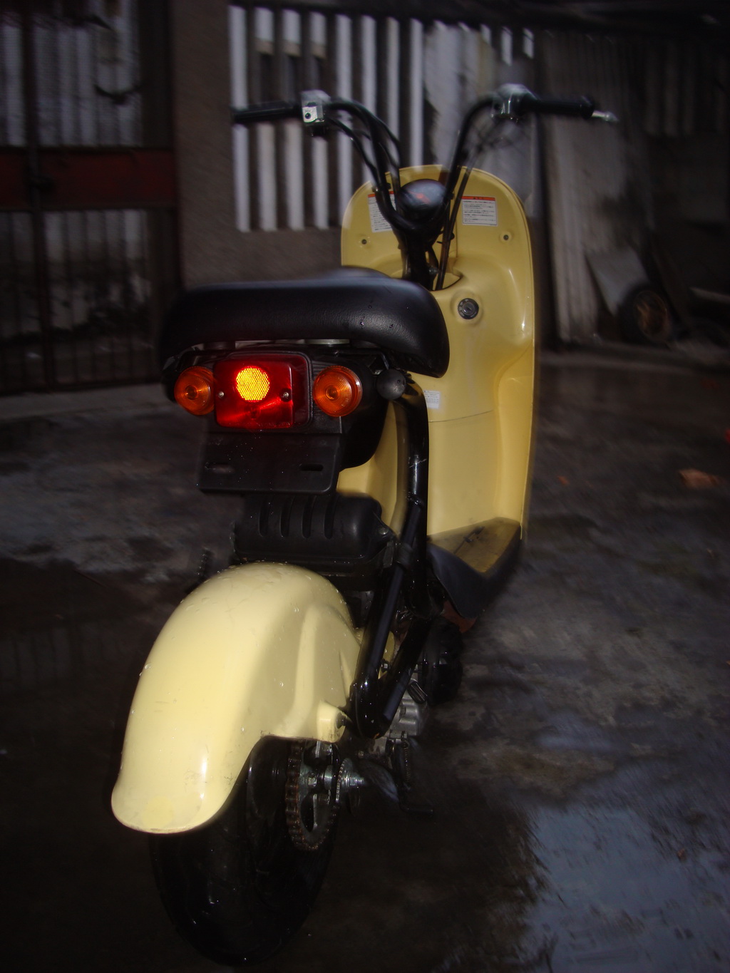 广东梅州转让04蛋蛋一部 价格3600 JOG排气 380