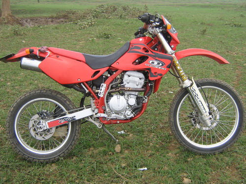 KLX250