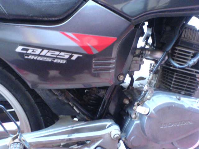 佛山南海大沥代友出售原装本田ＣＢＴ－１２５