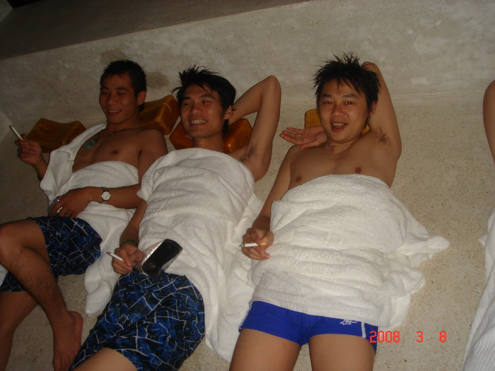 南昆山劈弯.凿瓜.温泉团````