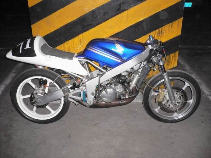 广东　广州　出售　ＮＳＲ　１５０　５０００ＲＭＢ