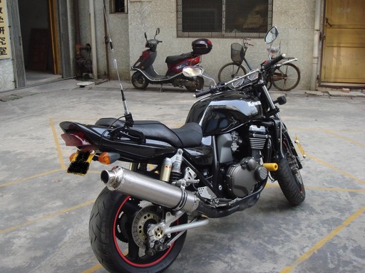 广西梧州卖精神98ZRX1100，2W1
