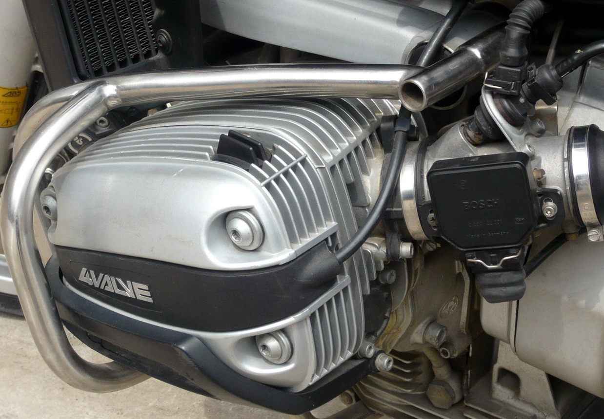 武汉 出自用宝马BMW R1100R 带箱 带牌