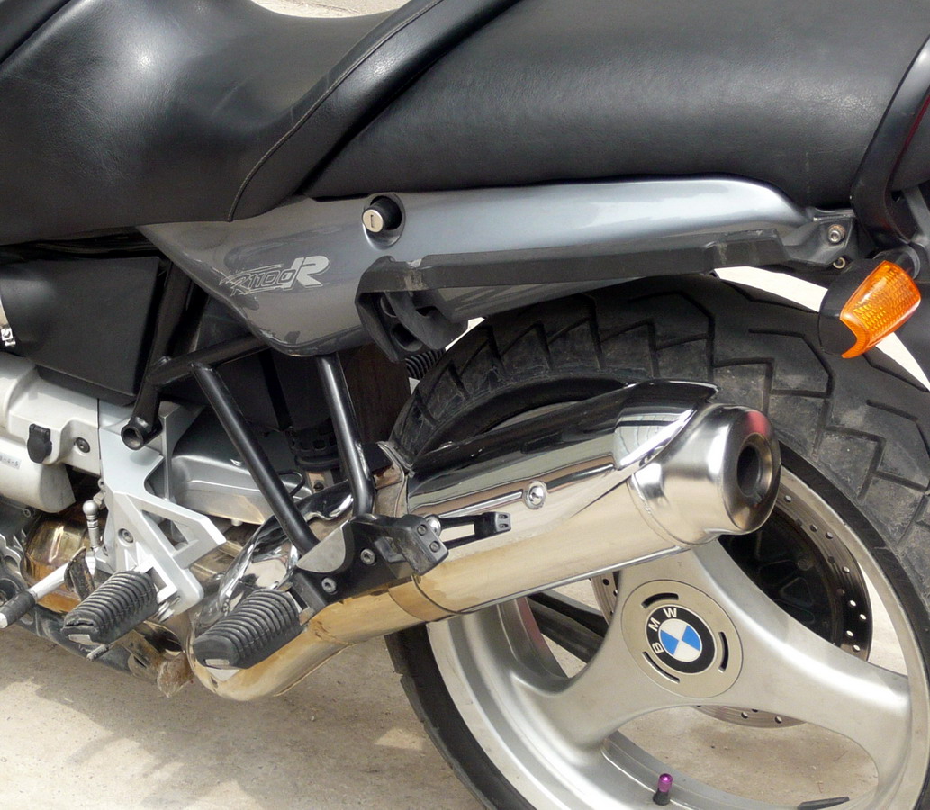武汉 出自用宝马BMW R1100R 带箱 带牌