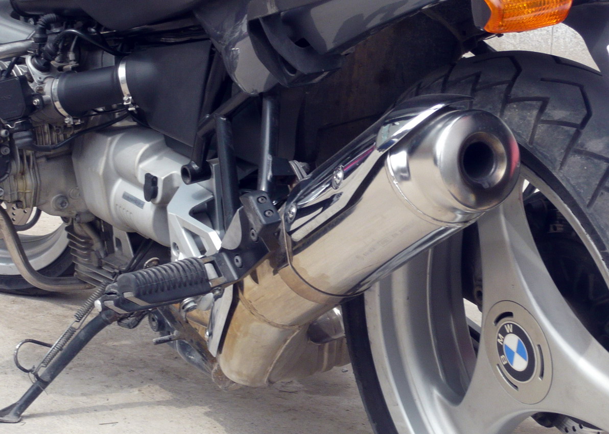 武汉 出自用宝马BMW R1100R 带箱 带牌