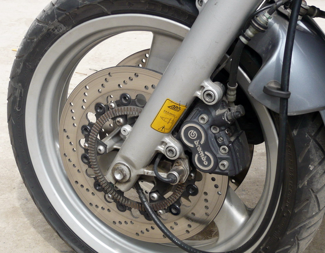 武汉 出自用宝马BMW R1100R 带箱 带牌