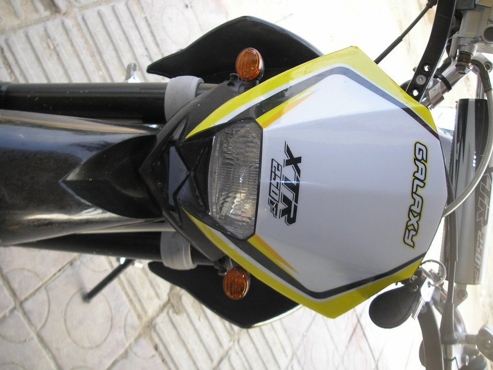 新鲜热辣XTR250〔滑胎版〕