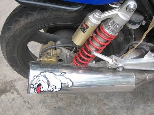 云南楚雄出售两台真牌94cb400  11000元