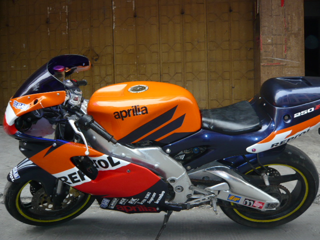 新塘重卖rs250   1w4