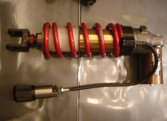 佛山禅城出售SHOWA顶级后避震+BREMBO直压上泵