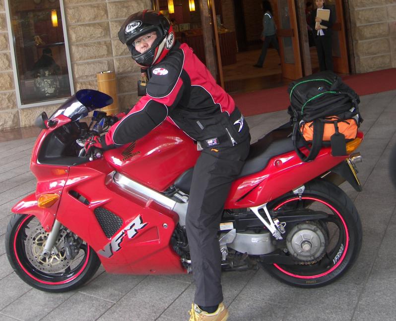 广东梅州市25555元出售99VFR800电喷旅行车