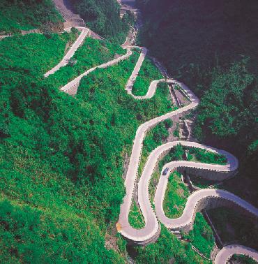 天门山，中国超级跑道