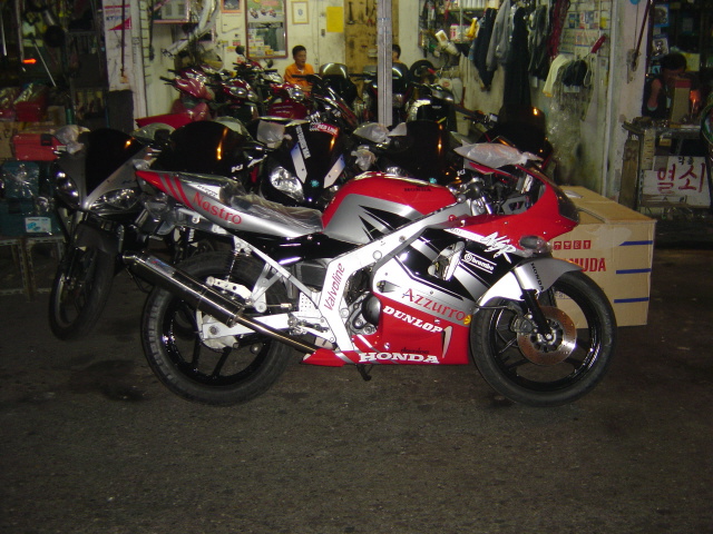 125CC 改 R1/大R/隼/....  佩服不佩服?!