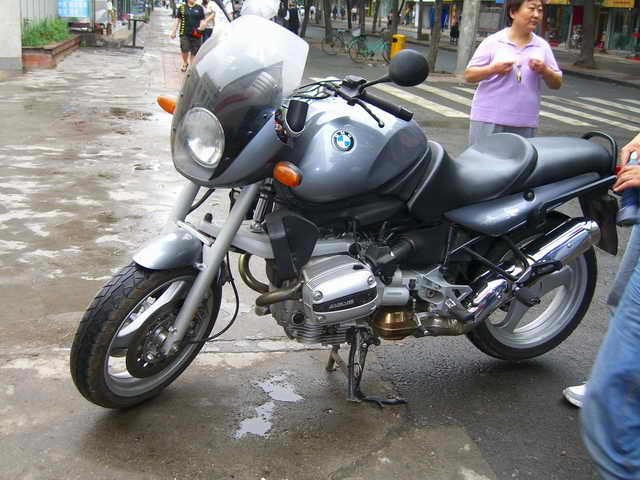8HP6vSYJ.jpg