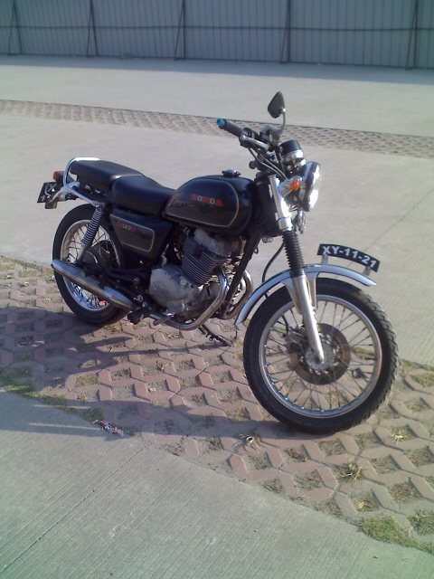 新塘4500元出售91年Honda CD250U复古车