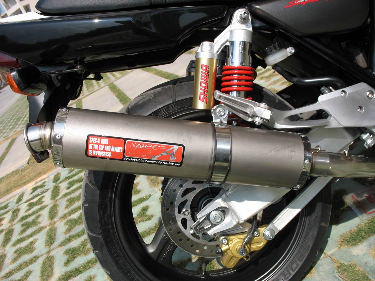 深圳出售00年ＣＢ４００ＶＴＥＣ．20500