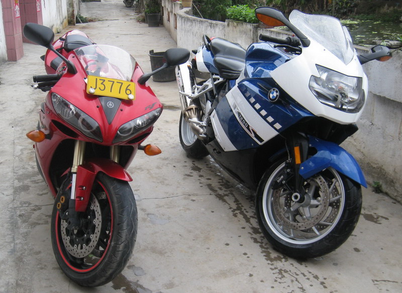 中山喜添一(马)子!!K1200S..